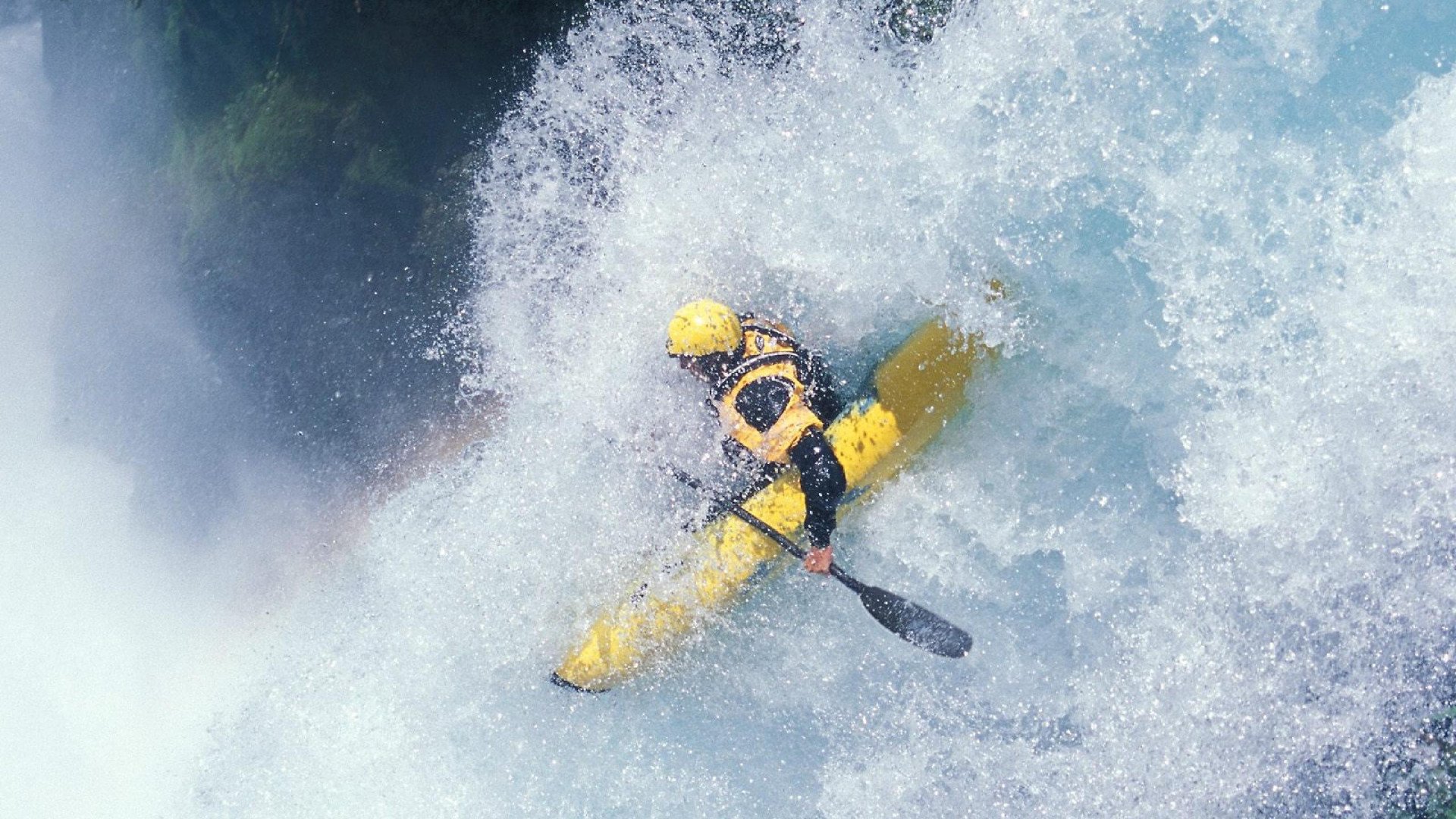 自由泳预赛中立代表队A多人晋级,自由泳加赛